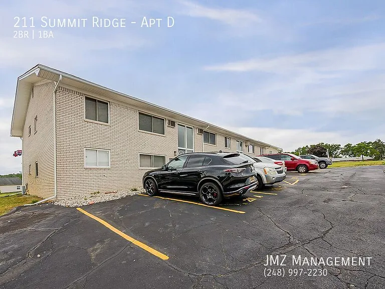 211 Summit Rdg #D — Photo 25