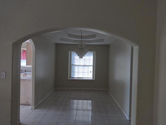 4th image of 1904 Buffalo Ave