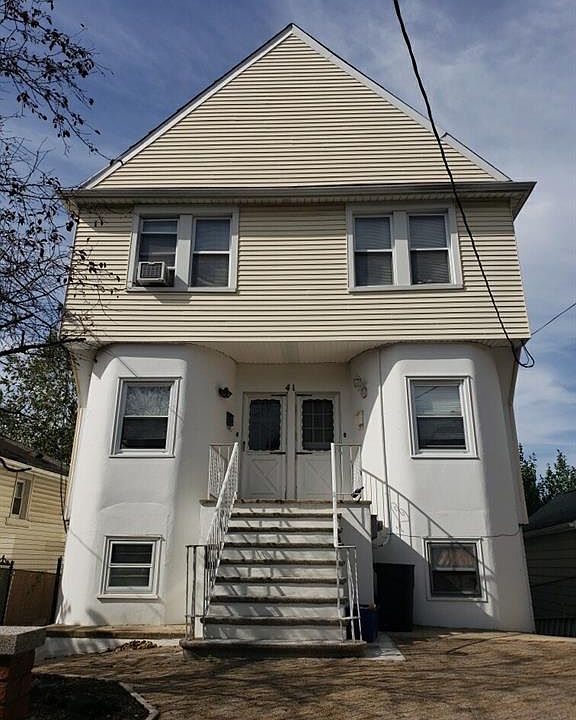 1st image of 41 Chestnut St #2