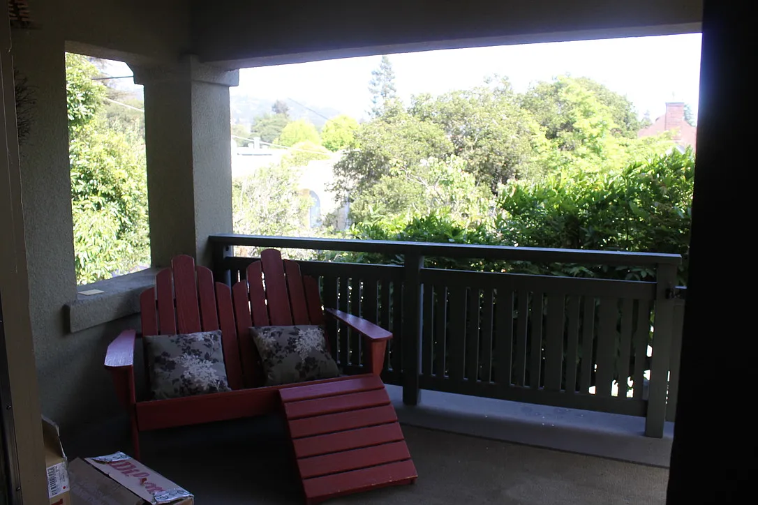 3 bed, 1800 sqft, $9,000 — Photo 2