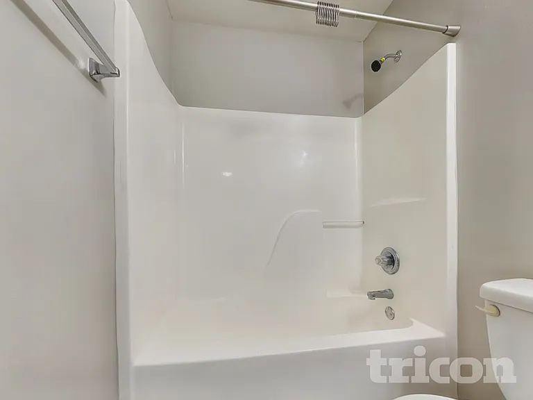 6884 White Walnut Way — Photo 13