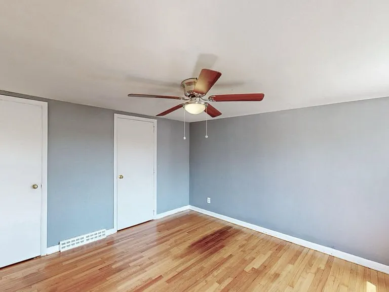 New Scotland Ave — Photo 8