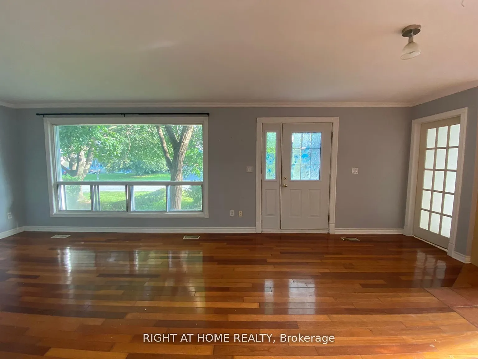 3 bed, $2,750 — Photo 2