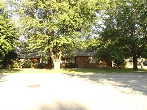 All brick home in nice subdivision, walking distance to school.