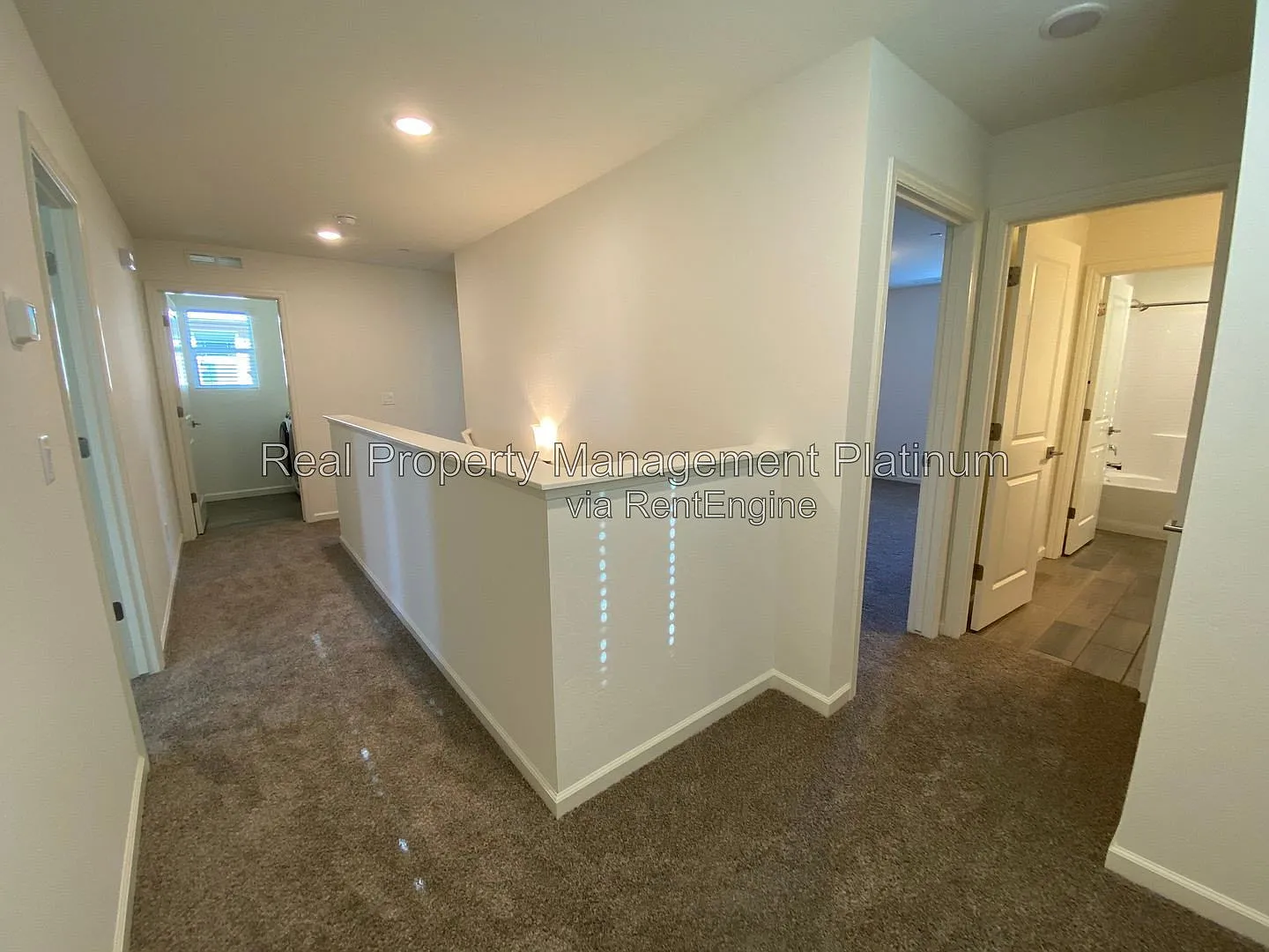 3 bed, 2.5 bath, 1648 sqft, $2,250 — Photo 4