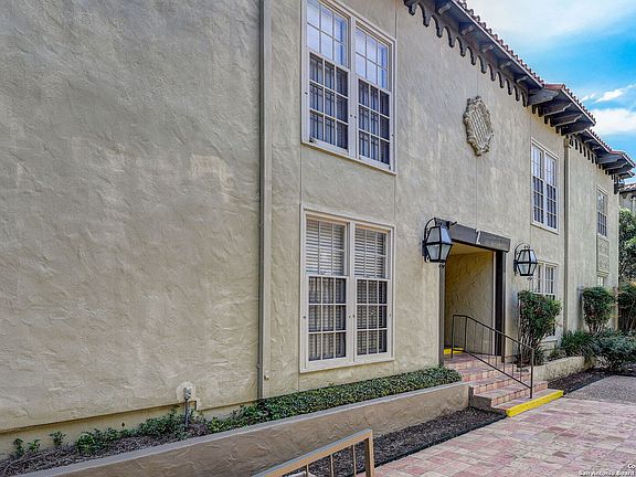 3rd image of 66 BREES BLVD #27