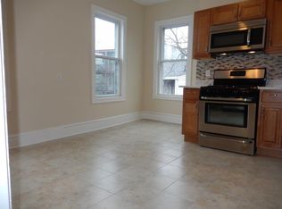 106 Paris St #3A, Boston, MA 02128