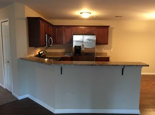 49250 E Woods Dr, Shelby Township, MI 48317