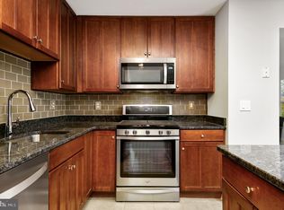 155 Castleton Rd #155, Delran, NJ 08075