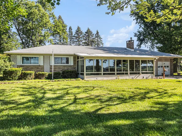 6730 Austin Rd, Saline, MI 48176