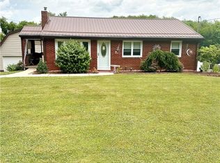 128 Johnetta Rd, Vandergrift, PA 15690