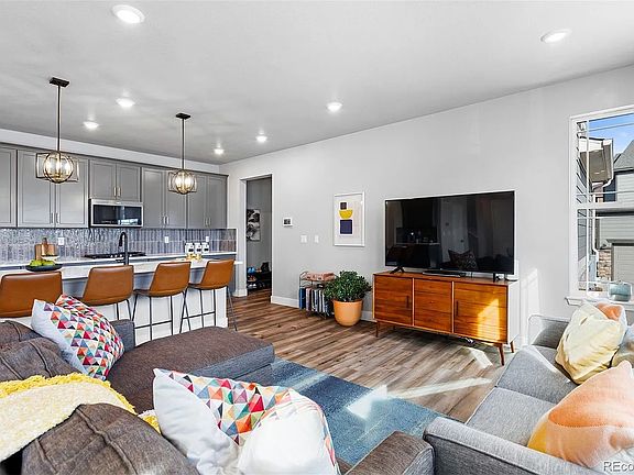 4th image of 7133 Finsberry Way