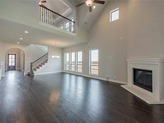 5th image of 626 Quarter Horse Ln