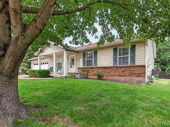 3rd image of 1103 Athena Way