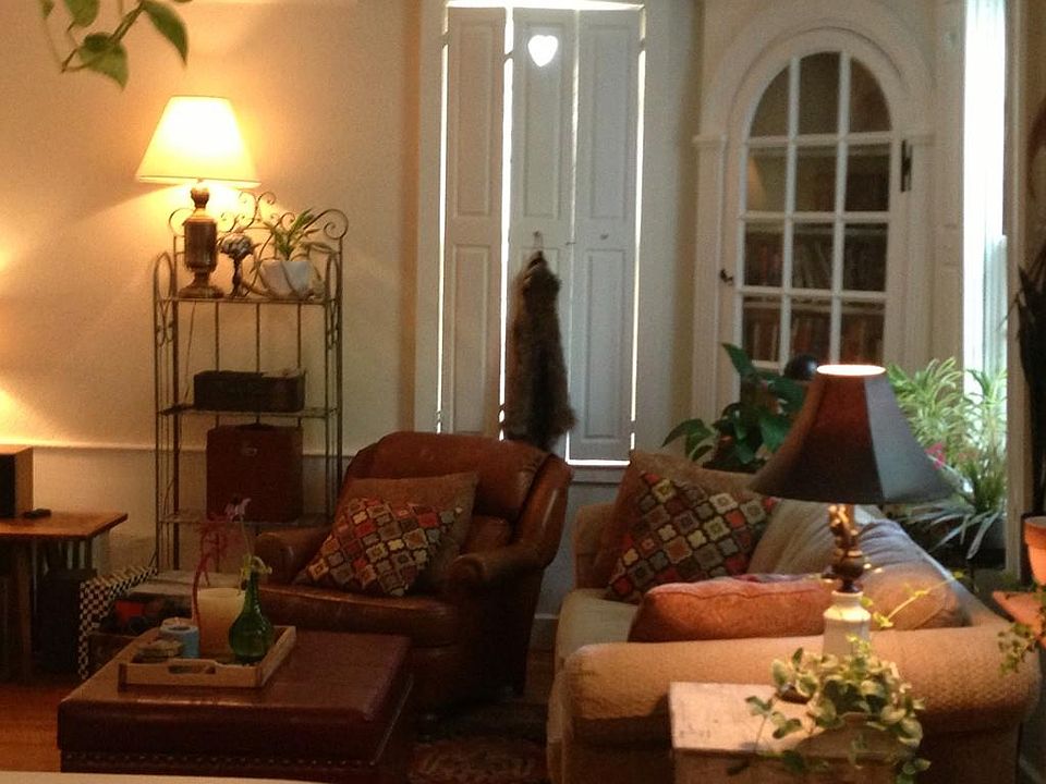 1st image of 21 Leyden St #1