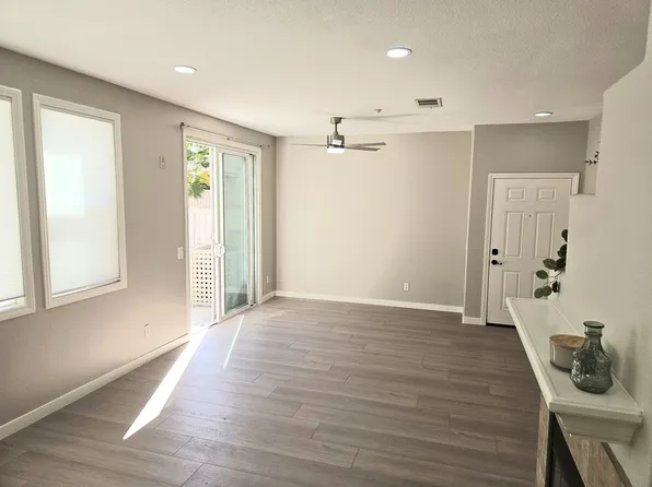 41764 Ridgewalk St #3, Murrieta, CA 92562