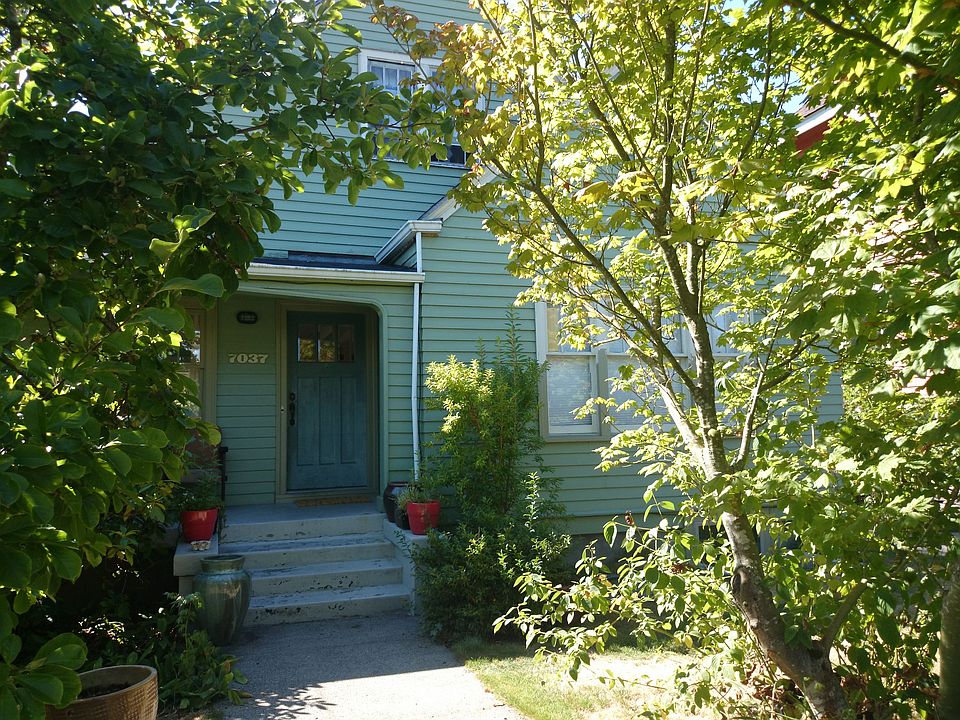 2nd image of 7037 17th Ave NE