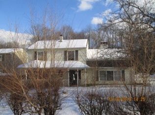 16 Glencross Rd, West Milford, NJ 07480