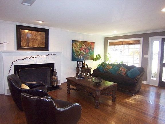 2nd image of 1202 Country Club Dr