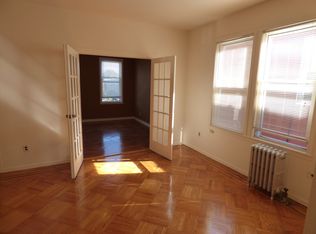 2073 46th St, Astoria, NY 11105