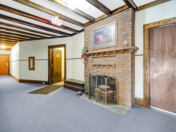 3rd image of 2107 Hennepin Ave APT 10