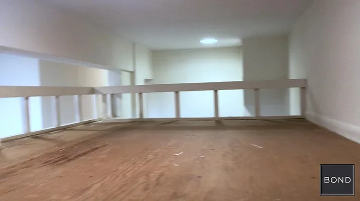 Rented by Bond New York | media 16