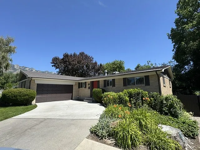 Front of house with garage