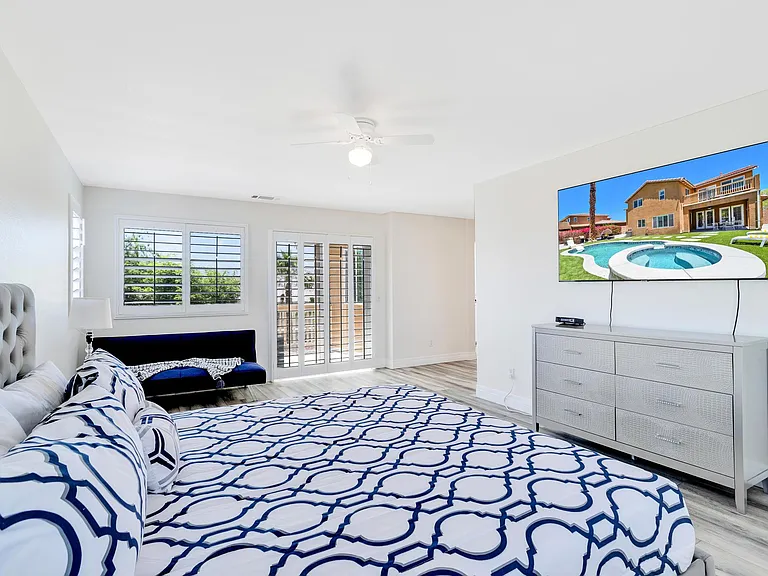 43073 Traccia Way — Photo 26