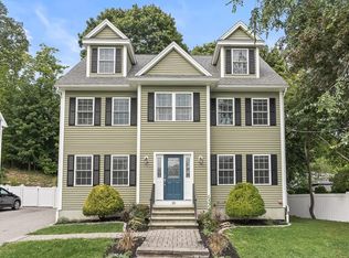 20 Smith Ln, Medford, MA 02155