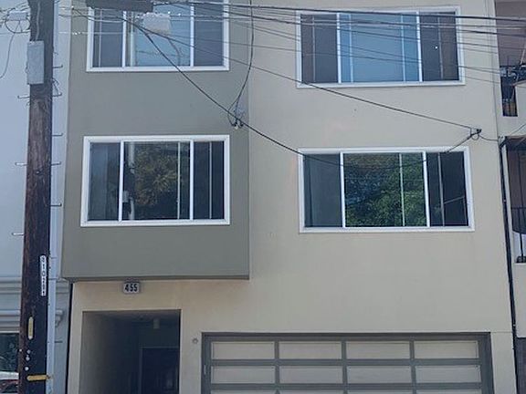 2nd image of 455 7th Ave APT 3