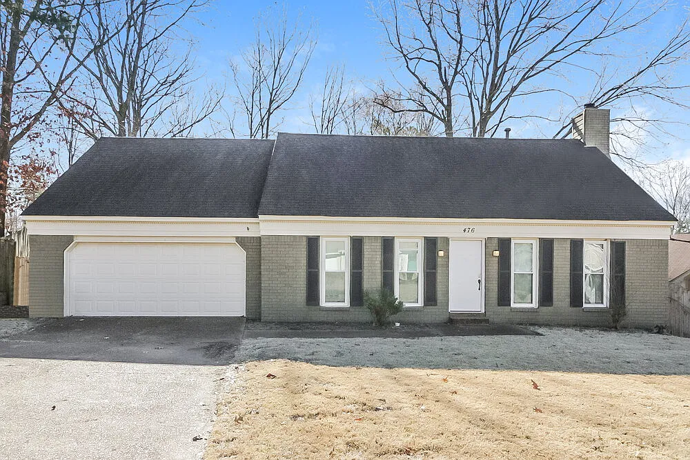 3 bed, 2.0 bath, 2097 sqft, $1,780 — Photo 1
