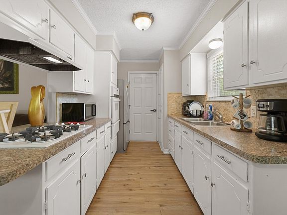 4th image of 6054 Dunson Dr