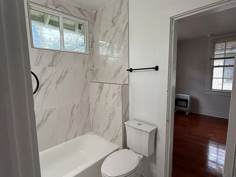 3539 Saint Charles Ave #H — Photo 4