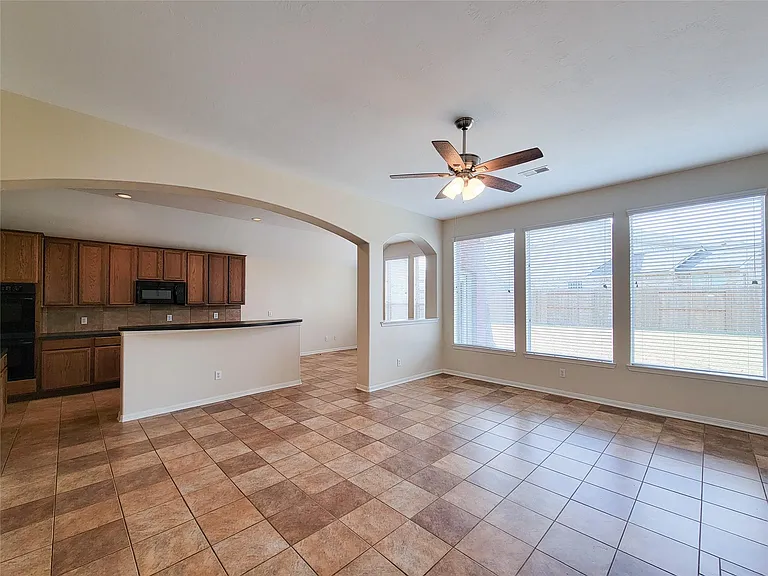 25219 Piney Heights Ln — Photo 8