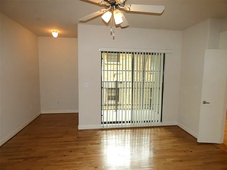 6159 Oram St #105 — Photo 10