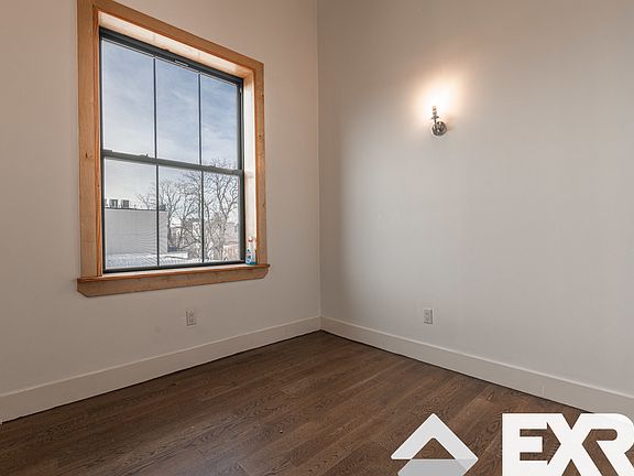 3rd image of 16 Howard Ave #2X