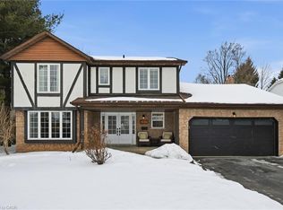 287 Cornwallis Rd, Hamilton, ON L9G 3Y9