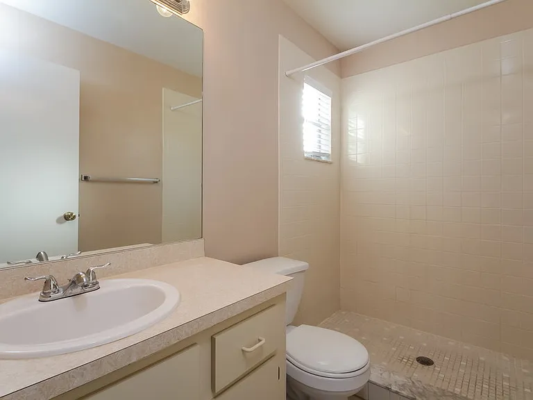 12906 Longcrest Dr — Photo 12