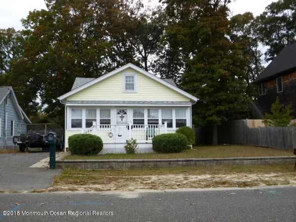 112 Bash Rd, Toms River, NJ 08753