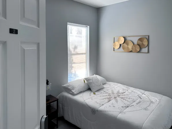 (undisclosed Address), Baltimore, MD 21215