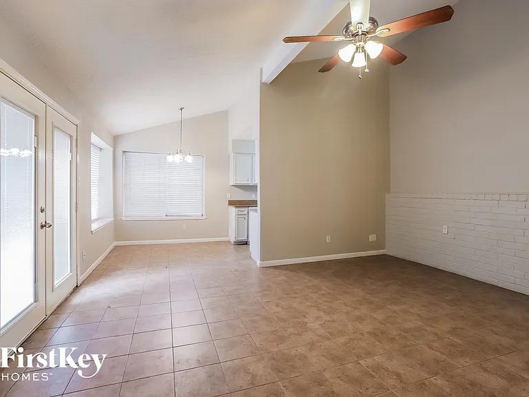 4118 Algernon Dr — Photo 4