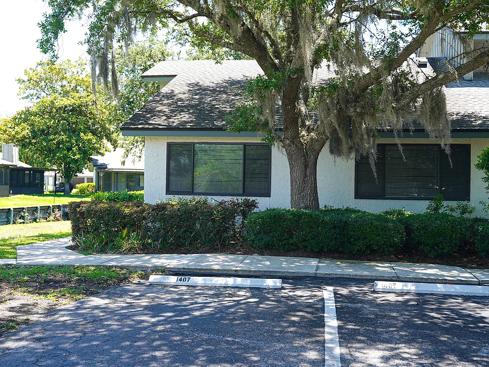 9360 Craven Rd #1407