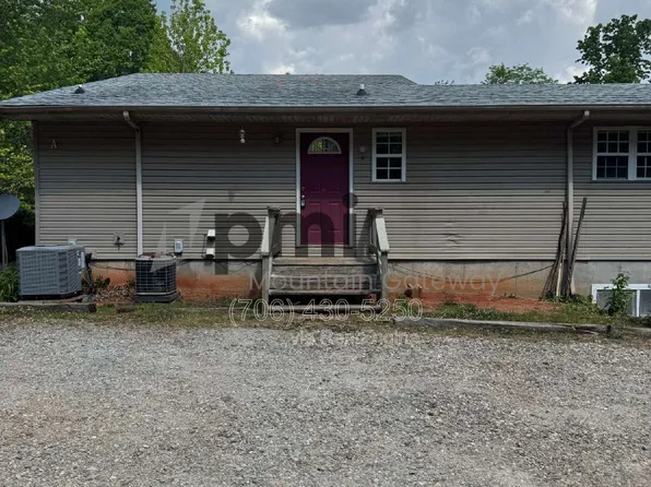 131 Primrose Dr #A, Sautee Nacoochee, GA 30571