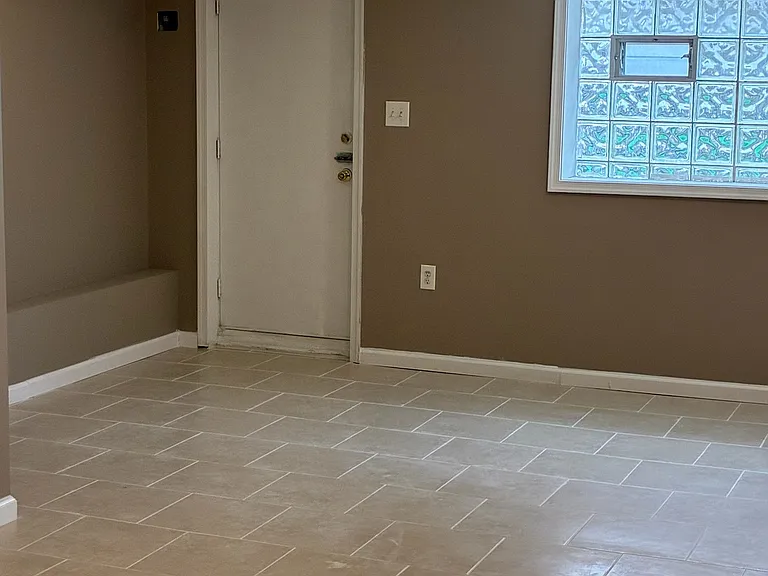 9889 Garvey Dr — Photo 34
