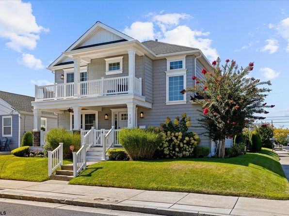 122 N Belmont Ave