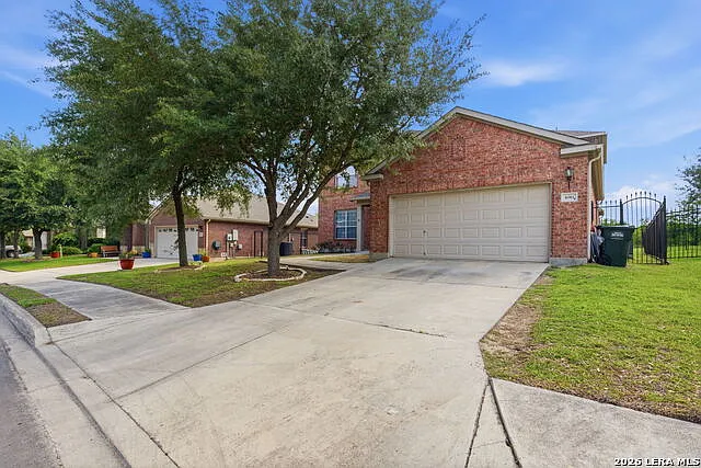 4 bed, 3.0 bath, 3667 sqft, $2,550 — Photo 3