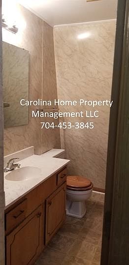 2nd image of 2865 Airport Rd
