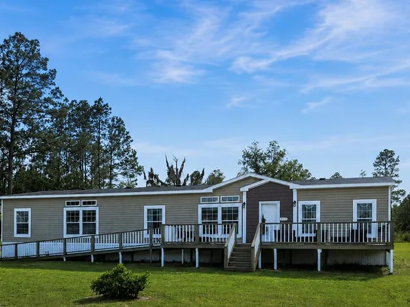 1320 Chauncey Rd, Du Pont, GA 31630