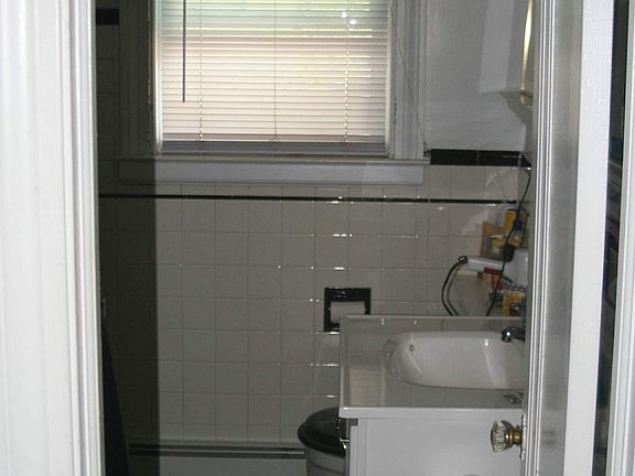 1st floor bathroom