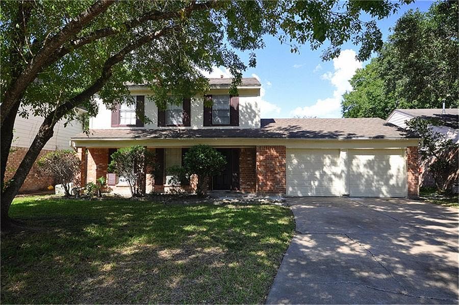 2nd image of 2130 Hilton Head Dr